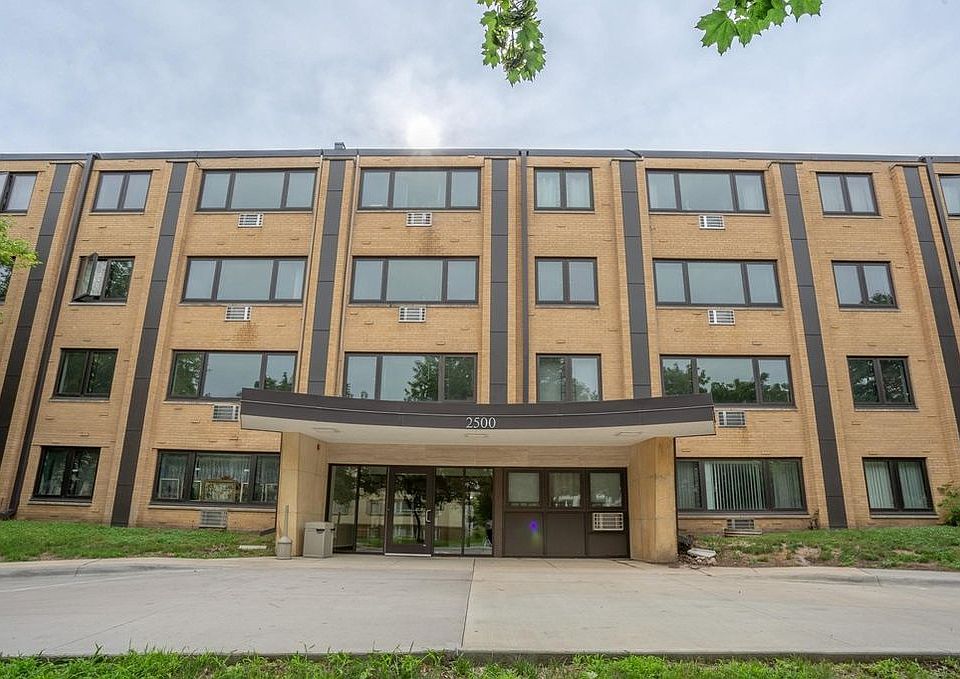 1st image of 2500 Blaisdell Ave APT 315