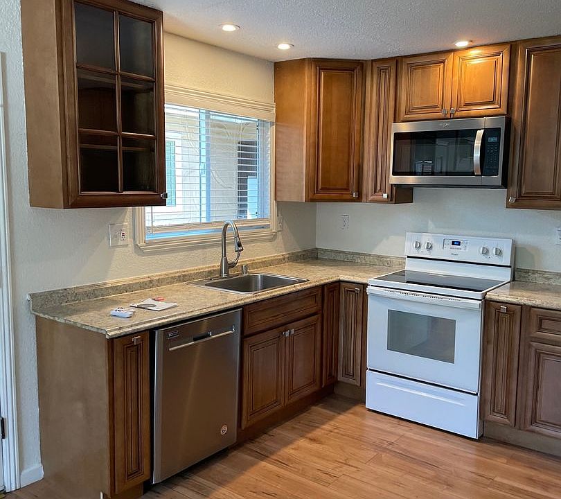 1st image of 1070 Caputo Ct APT 4