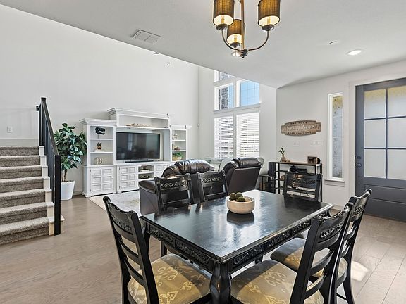 3rd image of 4880 Woodruff Way