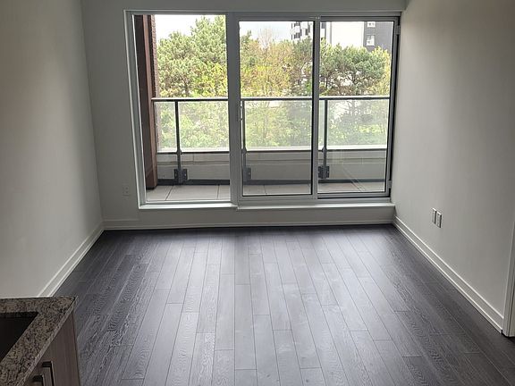 3rd image of 4010 Eglinton Ave W #408