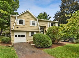 210 Highmount Ave, Nyack, NY 10960