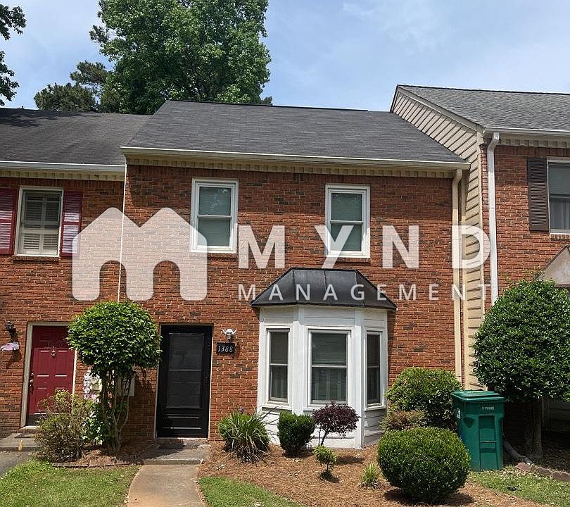 1st image of 1388 Poplar Pointe SE