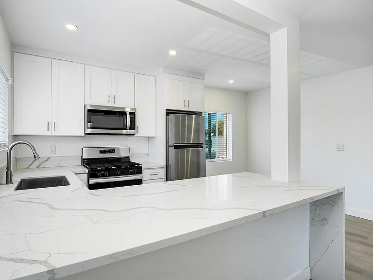 3204 Collier Ave #3204 — Photo 15