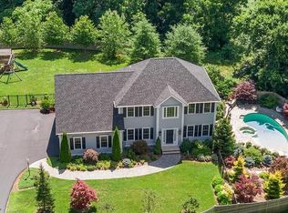 68 Dakin Rd, Sudbury, MA 01776