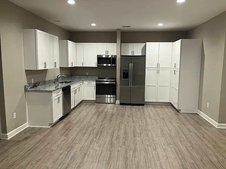 26770 Orchard Lake Rd #1 — Photo 16