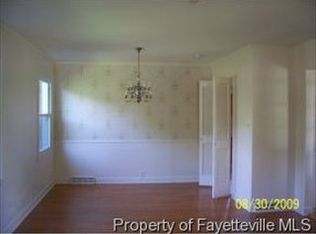 2702 Huntington Rd, Fayetteville, NC 28303