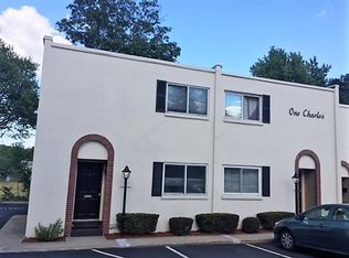 1 Charles St APT A, Reading, MA 01867