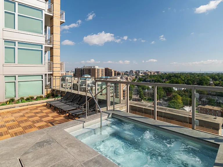 The View Ballston — Photo 7