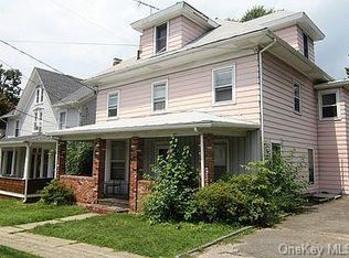 39 Ellis Pl, Ossining, NY 10562