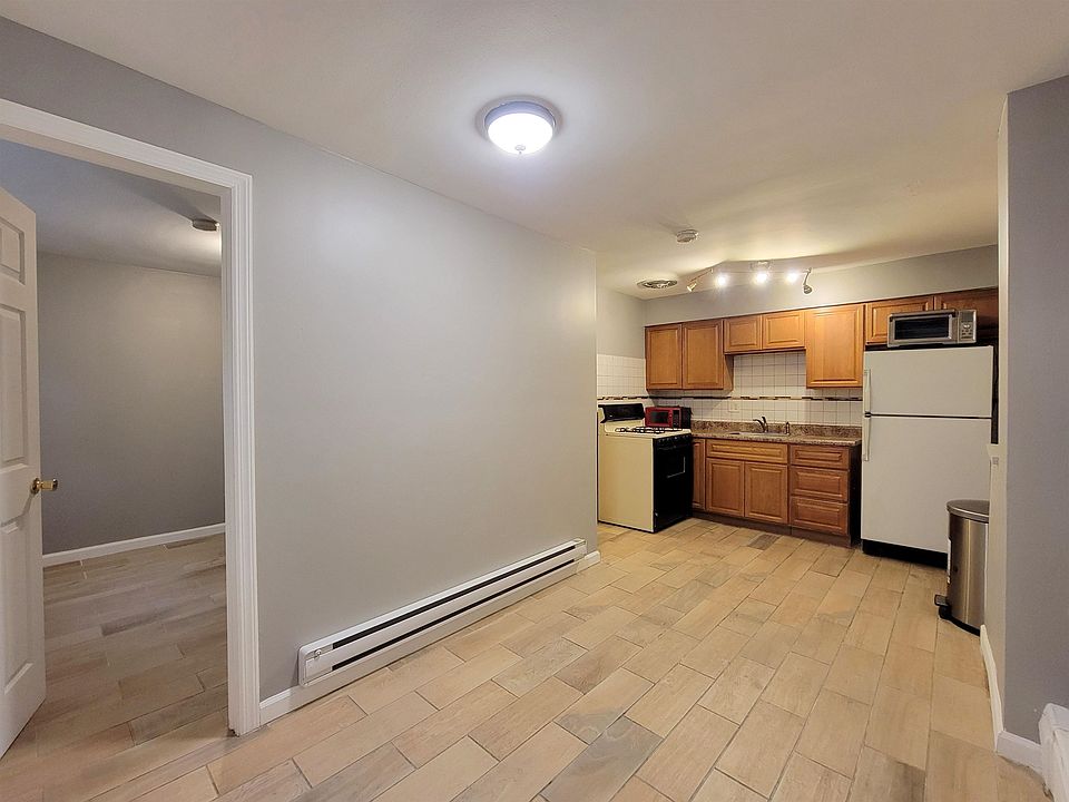 1st image of 423 2nd St #1