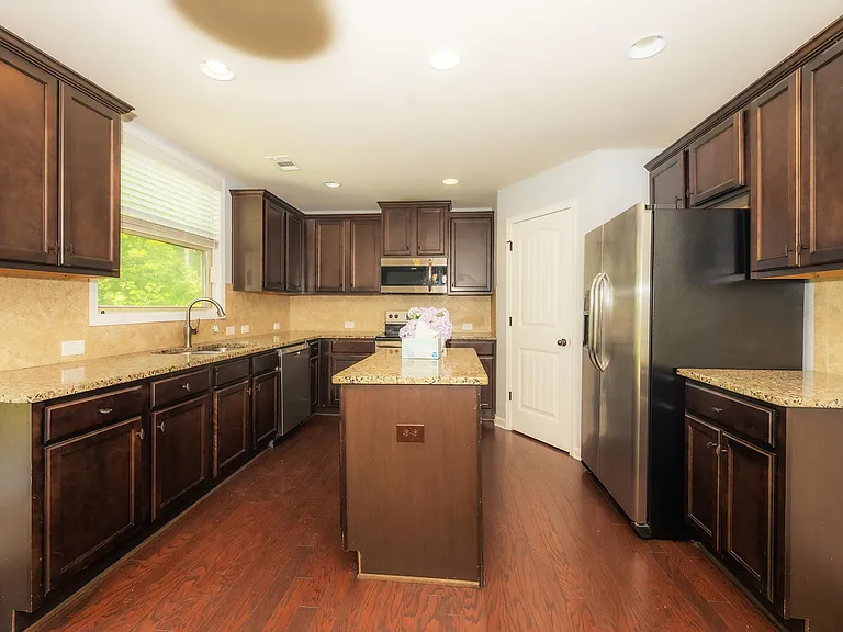4067 Water Mill Dr — Photo 16