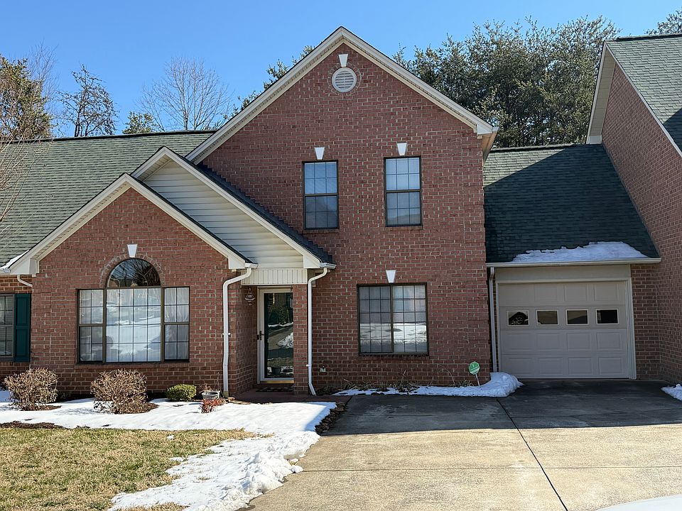 1st image of 1653 20th Avenue Ct NE
