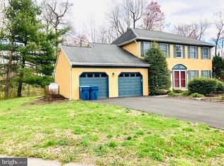 560 Jenny Dr, Yardley, PA 19067