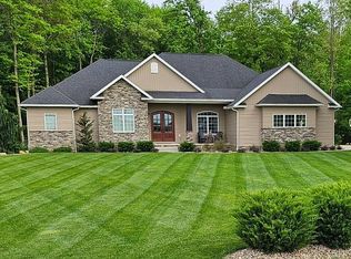 513 Woodsend Dr, Salem, OH