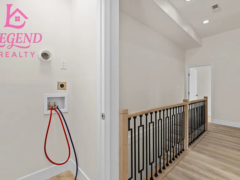 4138 Iowa Ave — Photo 24