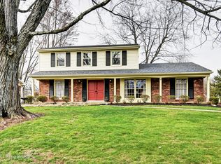 8402 Fox Ridge Ct, Louisville, KY 40272