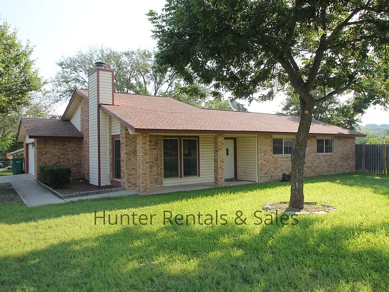 1615 Beaver Trl — Photo 15