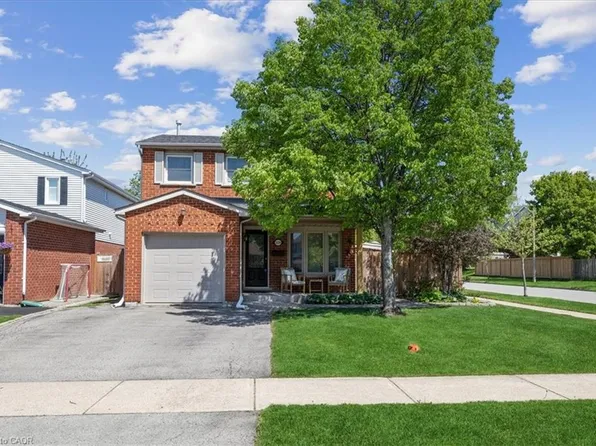 2229 Silverbirch Ct, Burlington, ON L7M 3H3