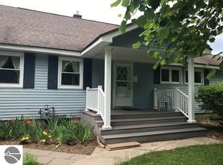 20020 Maple St, Lake Ann, MI 49650