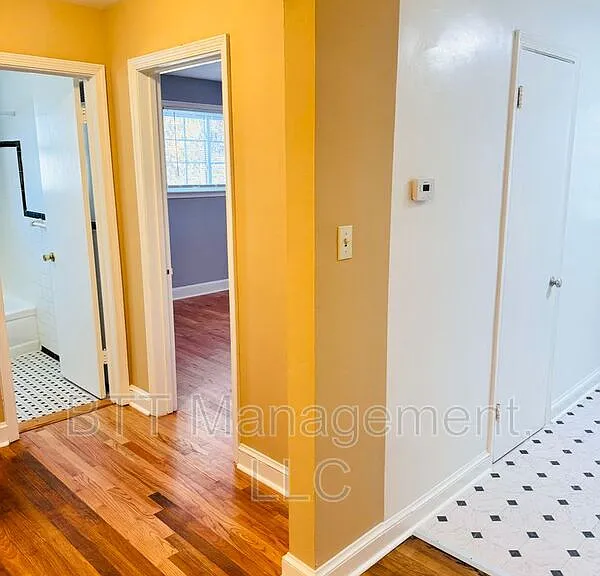 8805 Plymouth St #5 — Photo 19