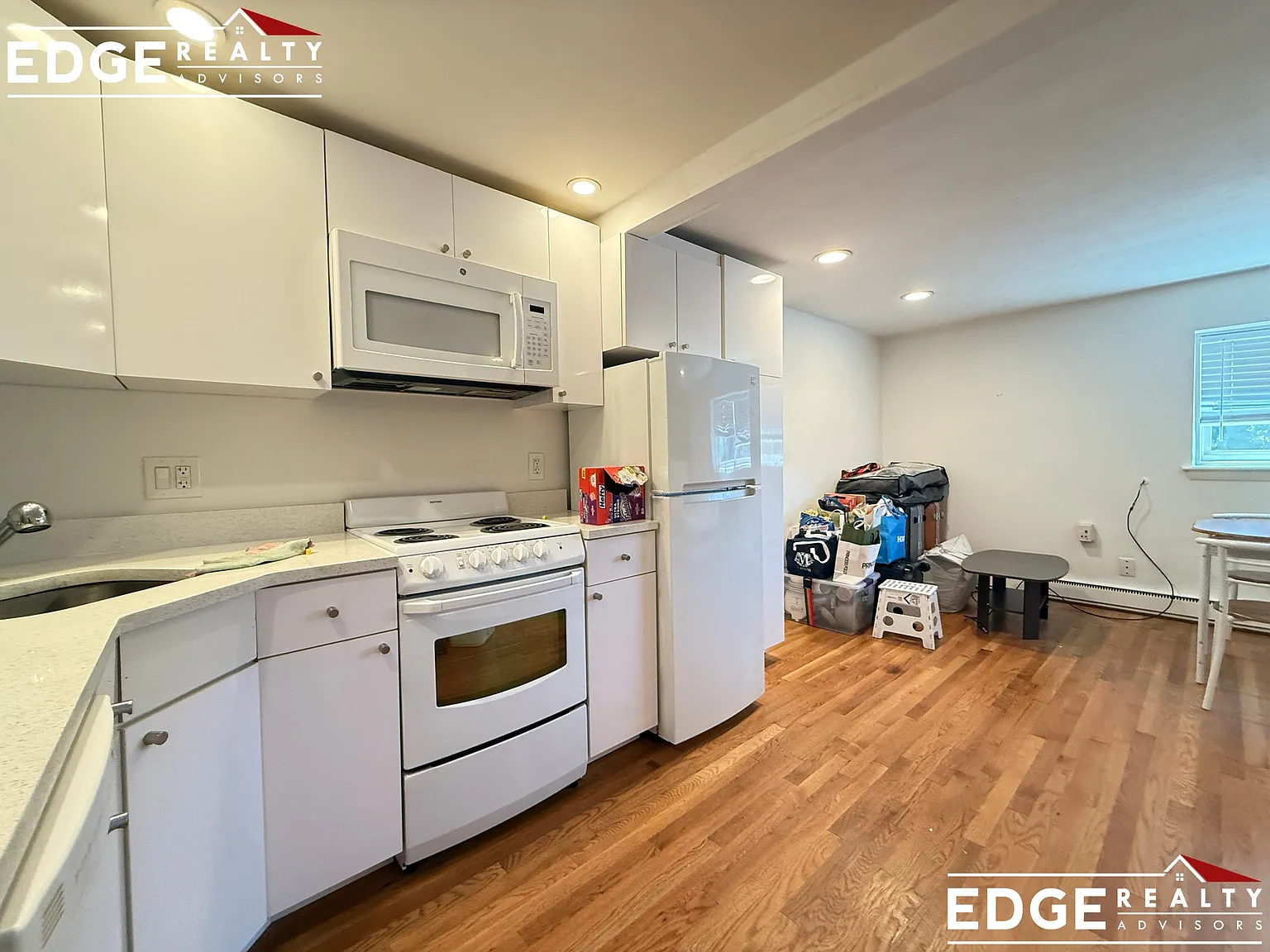 Studio, 450 sqft, $1,950 — Photo 2