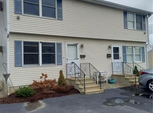19 Berclay St, Johnston, RI 02919