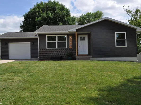 624 San Salvador Ave, Carroll, IA 51401