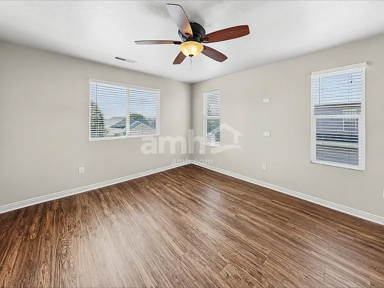 456 W Bountiful Way — Photo 8