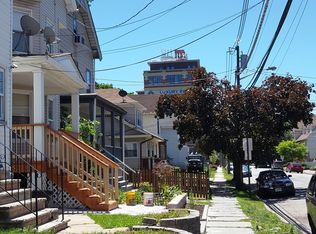 39 Lawrence St, Bloomfield, NJ 07003
