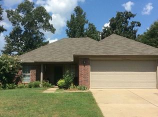 4600 Raleigh Dr, Conway, AR 72034