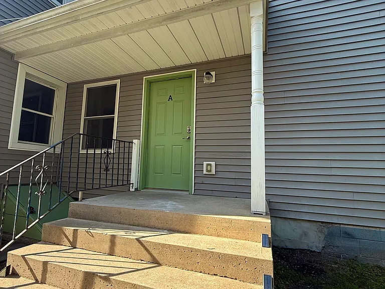 155 N Clinton St #1 — Photo 3
