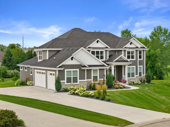 N42W22777 London COURT, Pewaukee, WI 53072