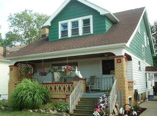 9804 Robinson Ave, Garfield Heights, OH 44125