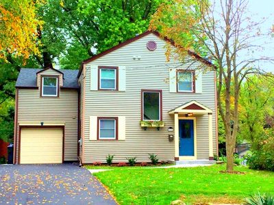 915 South Ave, St Charles, IL, 60174