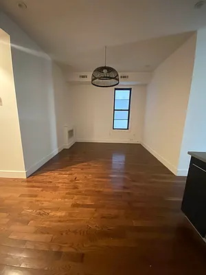 Rented by Hagstrom Management Inc | media 8