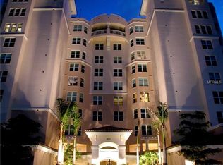 393 N Point Rd APT 402, Osprey, FL 34229