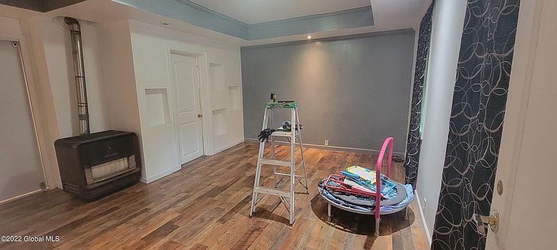2nd image of 27 Johnston Avenue