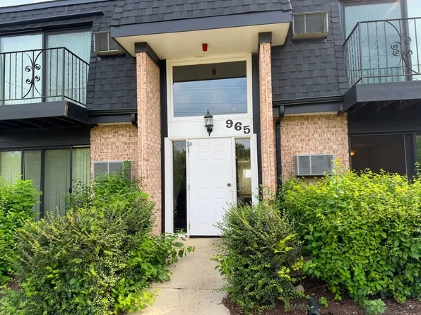 965 Westmoreland Dr APT 2, Vernon Hills, IL 60061