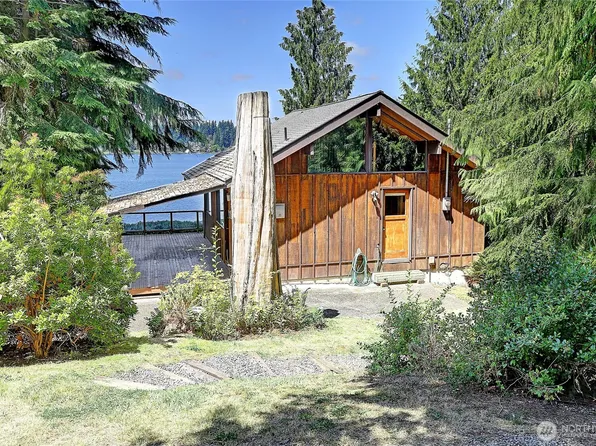 16922 E Lake Goodwin Road, Stanwood, WA 98292