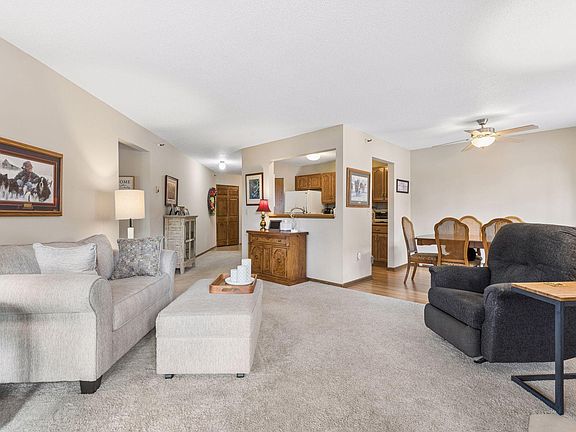 4th image of 7635 Edinborough Way APT 5105