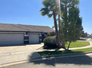 1120 Cupertino Ct, Tulare, CA 93274