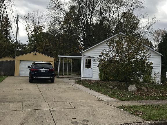 5th image of 3823 Tacoma Ave