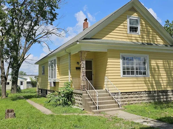 232 N James Ave, Centralia, IL 62801
