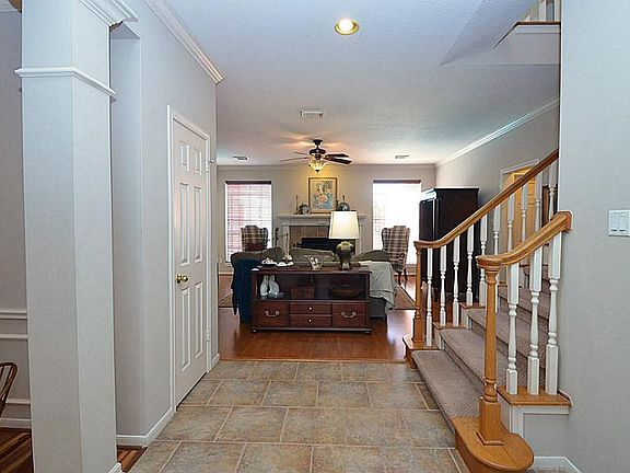 4th image of 3014 Colony Crossing Dr