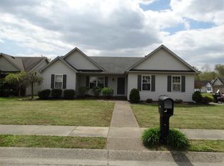 643 Titan Dr, Evansville, IN 47711