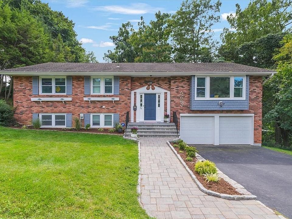 1st image of 24 Sycamore Lane