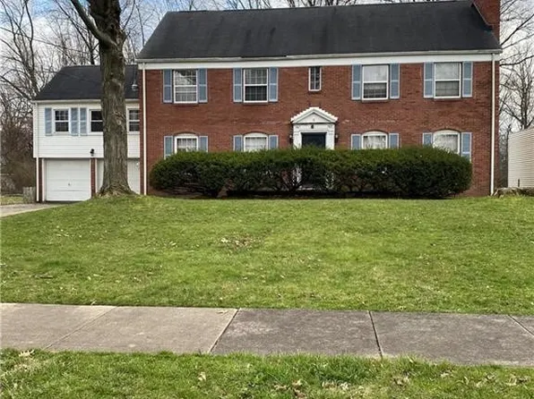 587 Tod Ln, Youngstown, OH 44504