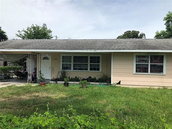 2nd image of 2209 20th St W