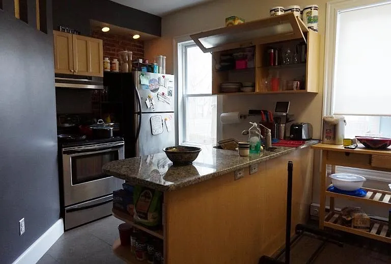 74 Mozart St #1B — Photo 6