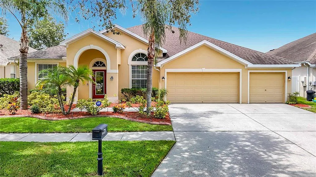 4 bed, 3.0 bath, 3057 sqft, $4,000 — Photo 1